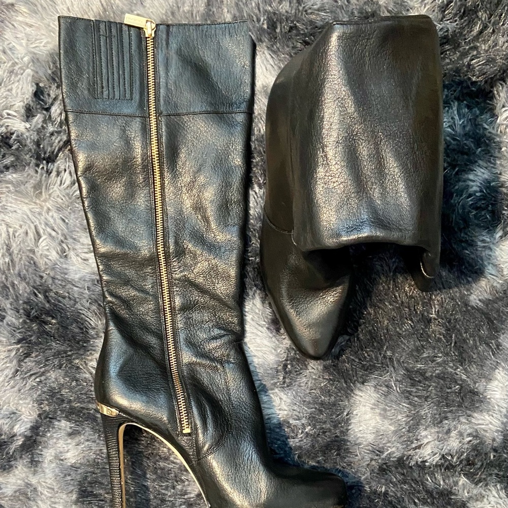 Michael Kors Gold Rivet Boots. - Picture 5 of 8